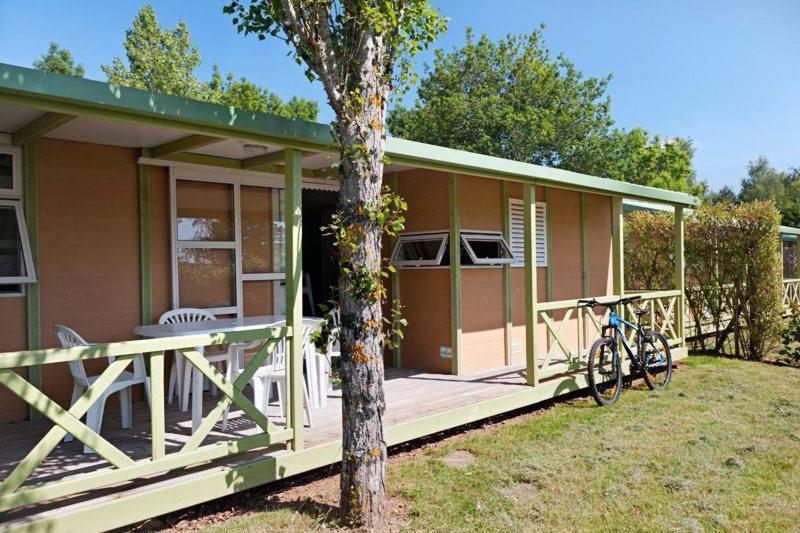Hotel Camping Le Caussanel Canet-de-Salars Exterior foto